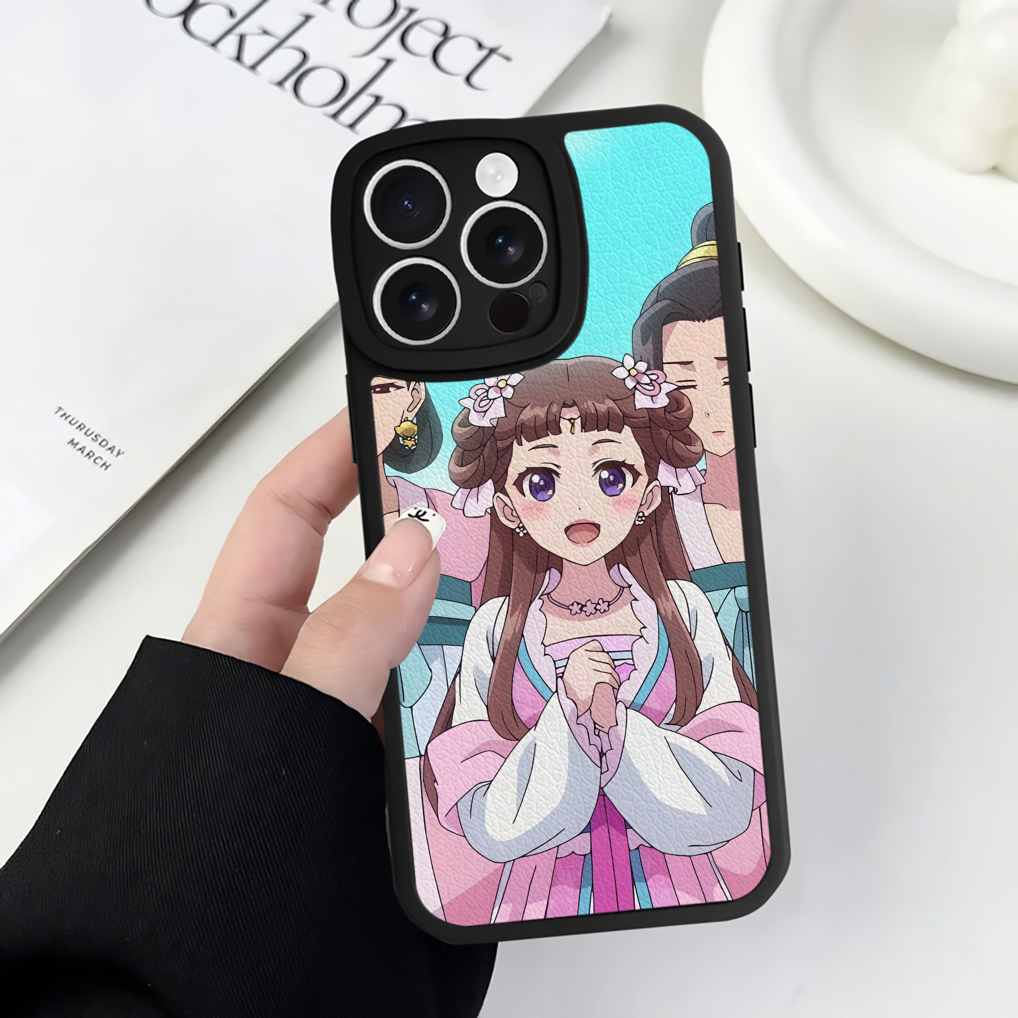 薬屋のひとりごと The Apothecary Diaries 【iPhone 16シリーズ対応】シリコンスマホケース（レザー調） 材質：シリコン